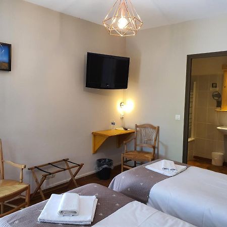 Logis Hotel Restaurant L'Escarbille Saint-Martin-dʼArdèche Εξωτερικό φωτογραφία
