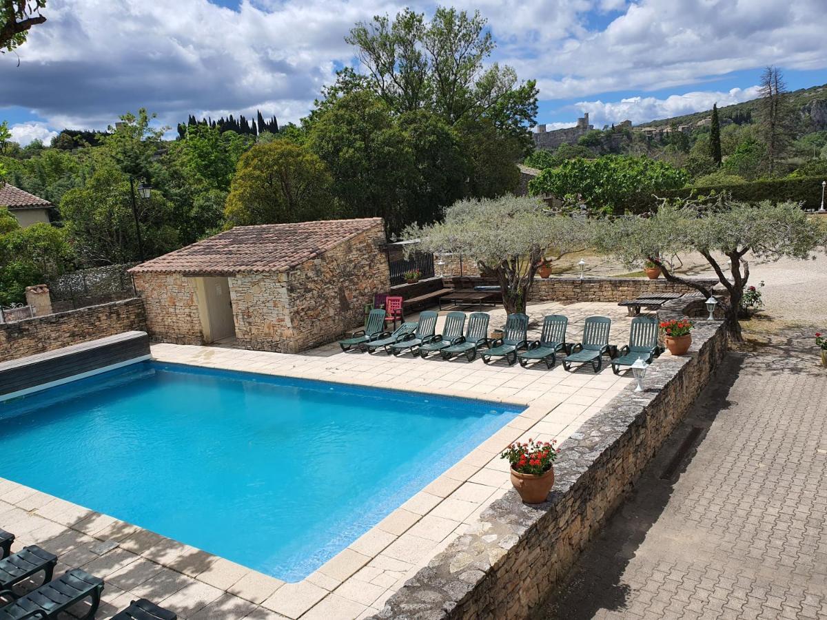 Logis Hotel Restaurant L'Escarbille Saint-Martin-dʼArdèche Εξωτερικό φωτογραφία