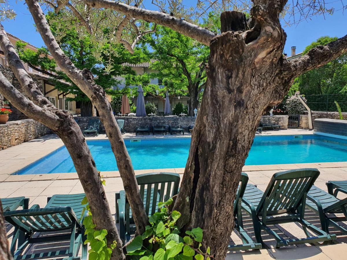 Logis Hotel Restaurant L'Escarbille Saint-Martin-dʼArdèche Εξωτερικό φωτογραφία