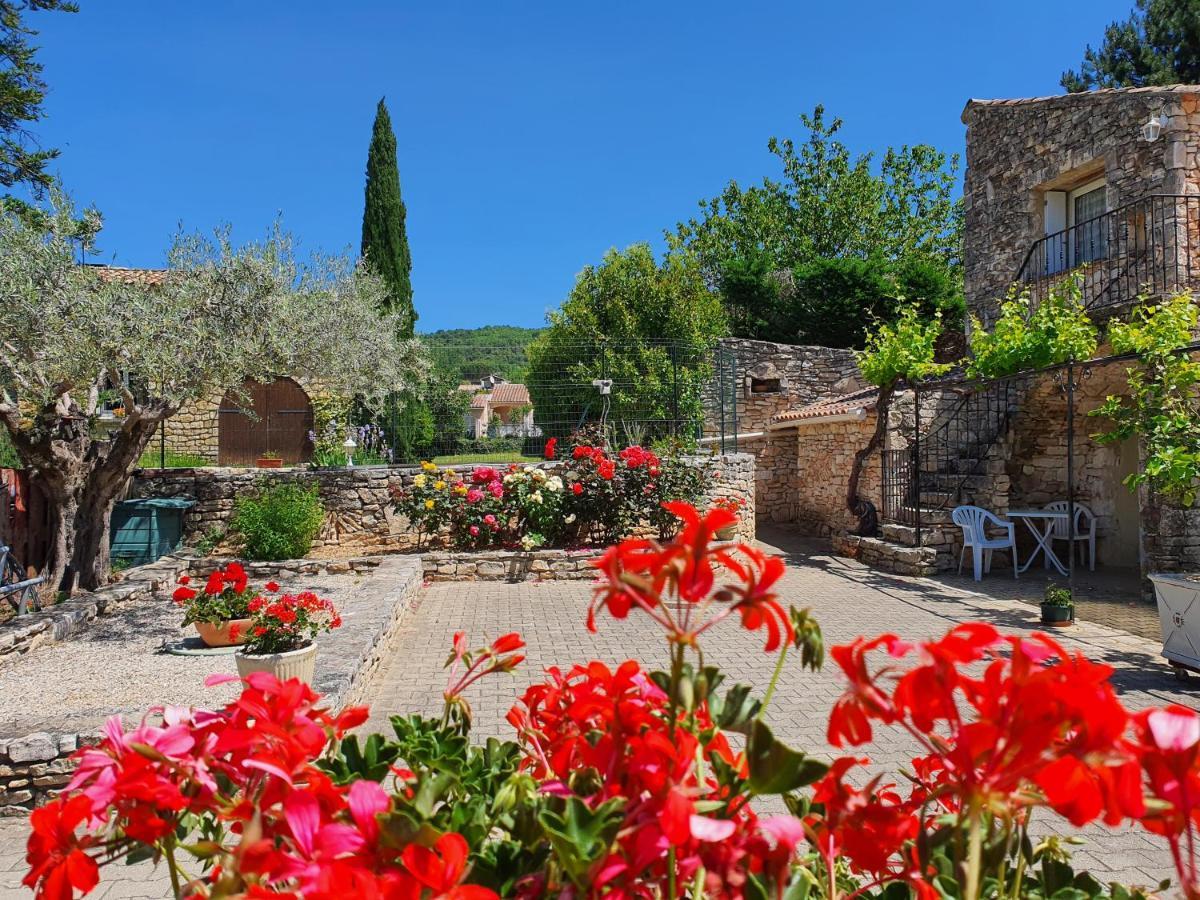 Logis Hotel Restaurant L'Escarbille Saint-Martin-dʼArdèche Εξωτερικό φωτογραφία